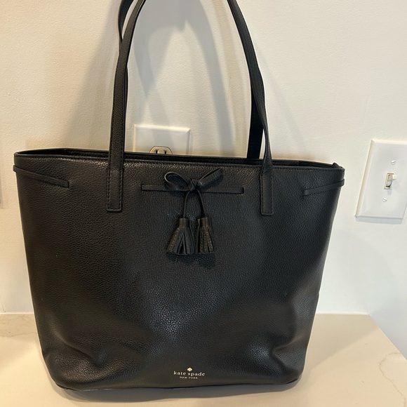 kate spade Handbags - Kate Spade Black Tote